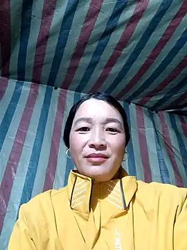 Snapshot of Bliss_rose chatting on 11-02-25, 02:16 Bliss rose online show from 11-02-25, 02:16