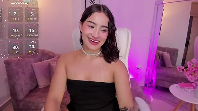 Saskia litt online show from 11-21-25, 08:46