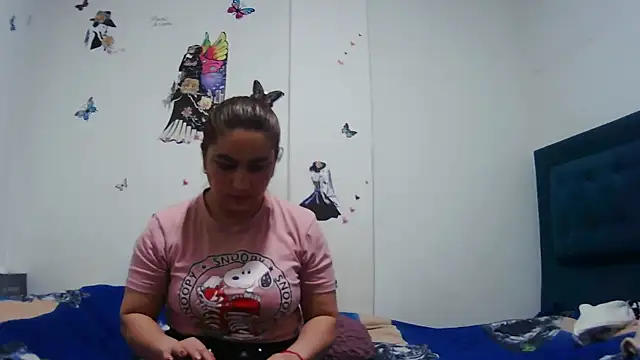 AddyStuart  online show from 11-19-25, 03:50