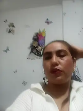 AddyStuart  online show from 11-18-25, 03:54