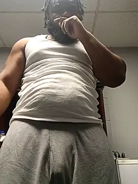 Snapshot of Longthickdick33 chatting on 12-14-25, 12:50 Longthickdick33 online show from 12-14-25, 12:50