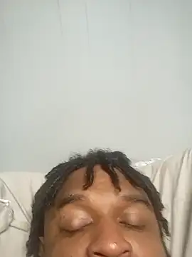 Snapshot of Longthickdick33 chatting on 11-06-25, 08:18 Longthickdick33 online show from 11-06-25, 08:18