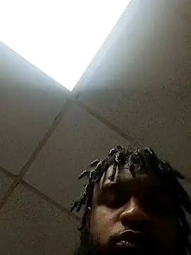 Snapshot of Longthickdick33 chatting on 11-02-25, 04:45 Longthickdick33 online show from 11-02-25, 04:45