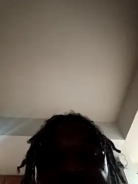 Snapshot of Longthickdick33 chatting on 02-13-26, 03:39 Longthickdick33 online show from 02-13-26, 03:39