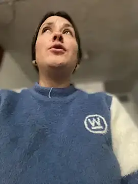 Snapshot of Abby-LS chatting on 11-06-25, 12:42 Abby-LS online show from 11-06-25, 12:42