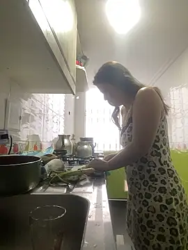 Snapshot of Abby-LS chatting on 01-12-26, 12:45 Abby-LS online show from 01-12-26, 12:45