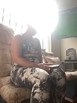 Snapshot of Abby-LS chatting on 05-24-26, 08:42 Abby-LS online show from 05-24-26, 08:42