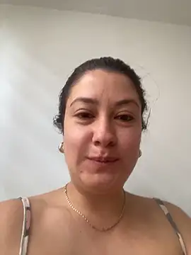 Snapshot of Abby-LS chatting on 02-08-26, 01:42 Abby-LS online show from 02-08-26, 01:42