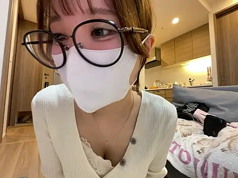 Snapshot of nano-da-u chatting on 06-04-26, 10:36 nano-da-u online show from 06-04-26, 10:36