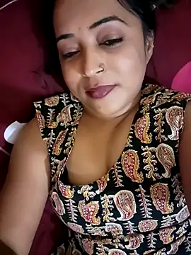 Hotbhabi305 online show from 01-18-26, 06:55