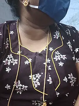 Snapshot of TAMIL_ELAKKIYA chatting on 02-22-26, 05:03 TAMIL ELAKKIYA online show from 02-22-26, 05:03