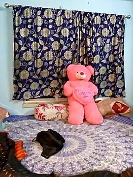 Cute-lusi online show from 09-18-25, 07:28