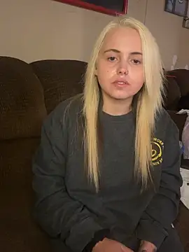 JuicyExxxperience online show from 03-05-26, 02:13