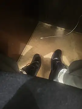 hotboy43339 online show from 06-15-26, 04:56