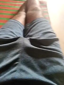 hotboy43339 online show from 09-27-25, 04:07