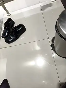 hotboy43339 online show from 10-19-25, 01:30