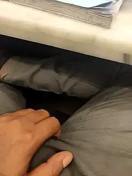 hotboy43339 online show from 02-20-26, 09:00