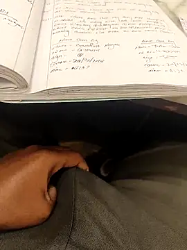 hotboy43339 online show from 03-10-26, 04:27