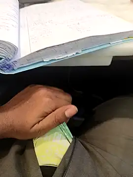 hotboy43339 online show from 03-13-26, 03:33