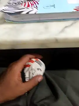 hotboy43339 online show from 01-18-26, 06:33