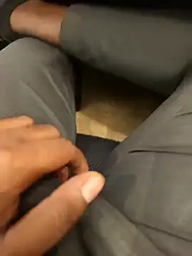 hotboy43339 online show from 10-21-25, 02:44