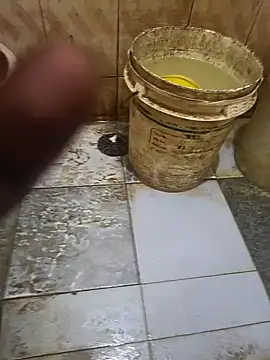 hotboy43339 online show from 01-10-26, 09:59