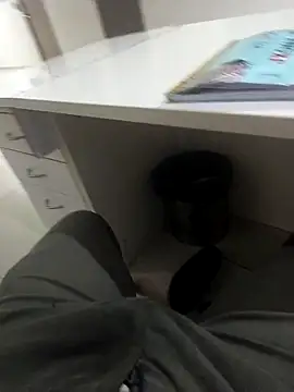 hotboy43339 online show from 02-17-26, 05:21