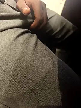 hotboy43339 online show from 10-06-25, 09:54