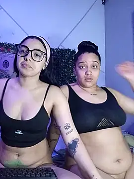 Snapshot of Sweet_Dirty_Baby chatting on 02-07-26, 02:52 Sweet Dirty Baby online show from 02-07-26, 02:52