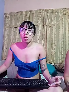 Snapshot of Sweet_Dirty_Baby chatting on 09-27-25, 06:08 Sweet Dirty Baby online show from 09-27-25, 06:08
