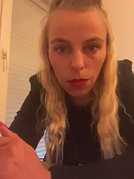 BrumeLove online show from 05-20-26, 07:05