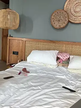 Snapshot of auriangel chatting on 02-06-26, 01:34 auriangel online show from 02-06-26, 01:34