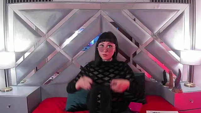 Ravenna666  online show from 02-25-26, 08:30