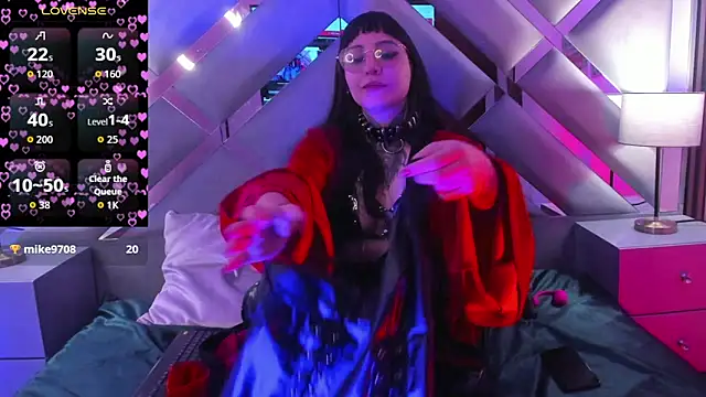 Ravenna666  online show from 12-21-25, 02:08