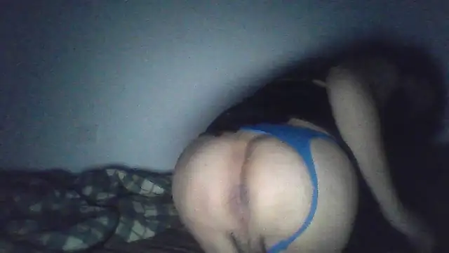 Snapshot of LillyCrossAvila chatting on 12-20-25, 02:03 LillyCrossAvila online show from 12-20-25, 02:03