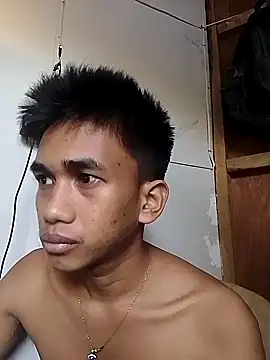 charlie0728 online show from 10-03-25, 11:28