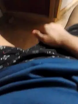 charlie0728 online show from 10-01-25, 11:36