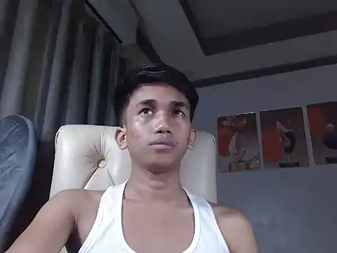 charlie0728 online show from 12-22-25, 02:50