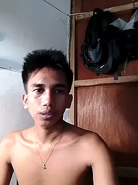 charlie0728 online show from 10-10-25, 08:48