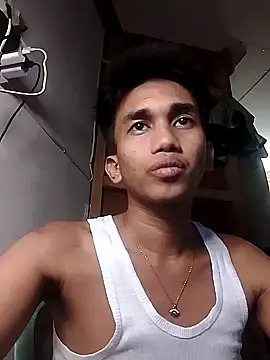 charlie0728 online show from 10-12-25, 05:03