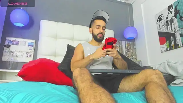 Yiyo10  online show from 02-10-26, 04:22