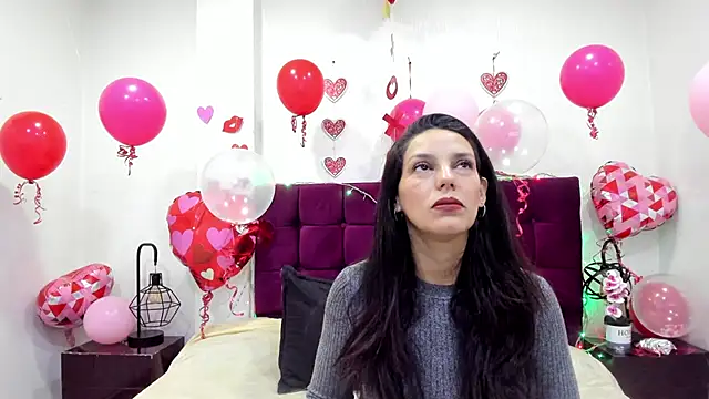 Snapshot of MashaPiink chatting on 02-16-26, 12:48 MashaPiink online show from 02-16-26, 12:48