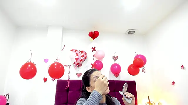 Snapshot of MashaPiink chatting on 02-28-26, 12:49 MashaPiink online show from 02-28-26, 12:49