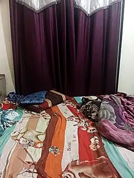 MEERAcle online show from 12-21-25, 05:03