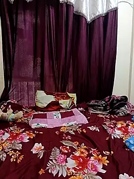 MEERAcle online show from 04-02-26, 03:13