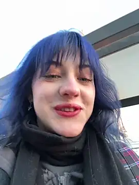 Only April online show from 04-11-26, 03:25