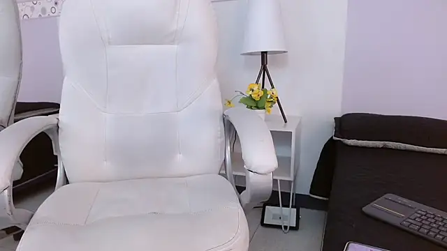 Celesstegh online show from 12-20-25, 12:41