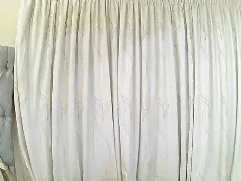 Snapshot of BigAssjuicy26 chatting on 10-06-25, 05:24 BigAssjuicy26 online show from 10-06-25, 05:24