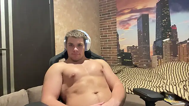 MusclePhantom online show from 11-13-25, 09:19