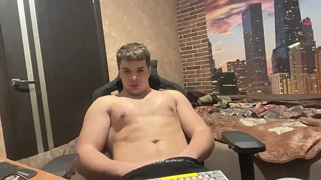 MusclePhantom online show from 01-07-26, 09:42